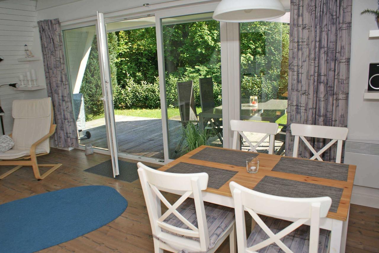 Villa Zeltdachhaus Mit Moderner Ausstattung à Damp Extérieur photo
