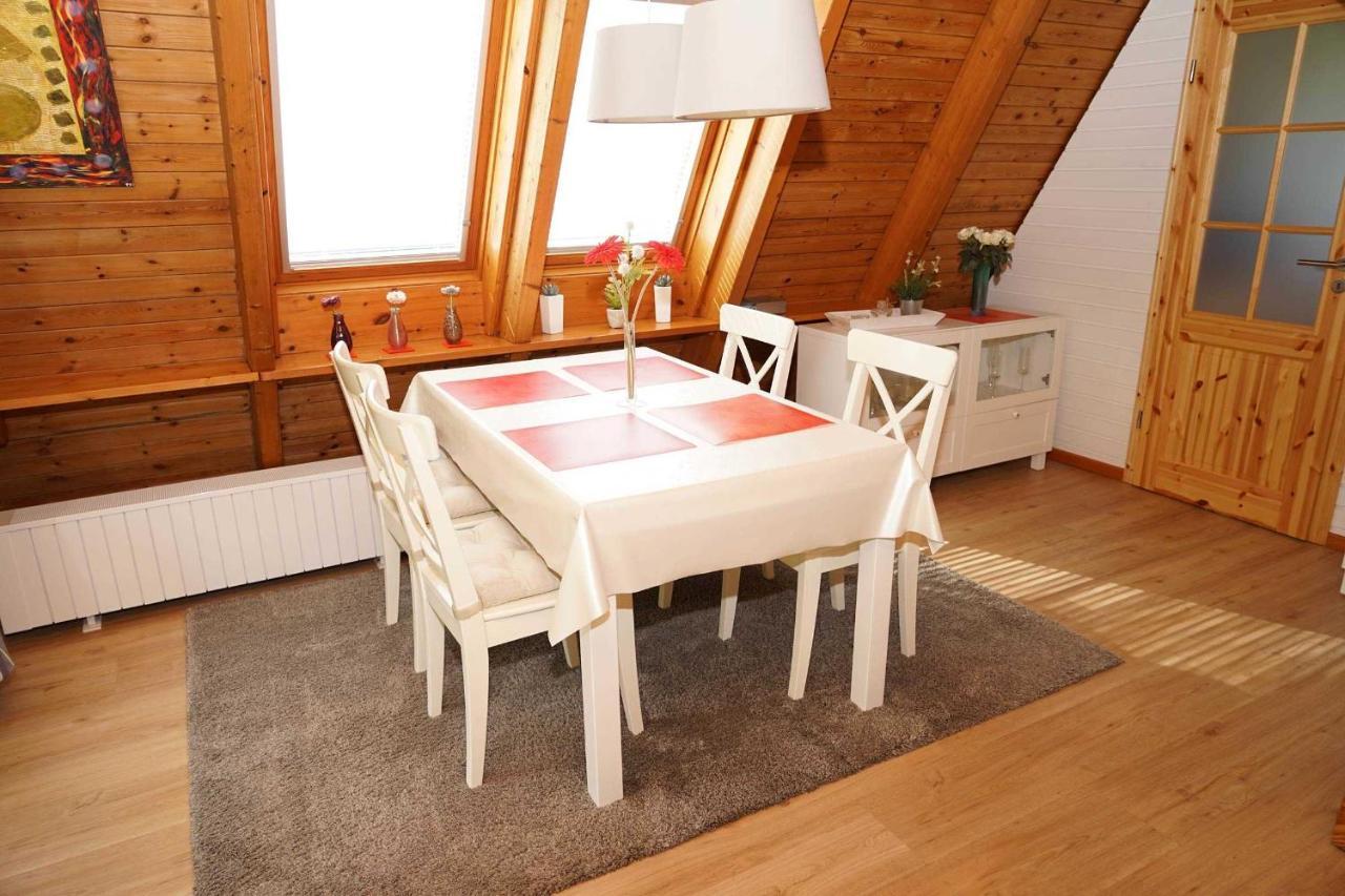 Villa Zeltdachhaus Mit Moderner Ausstattung à Damp Extérieur photo